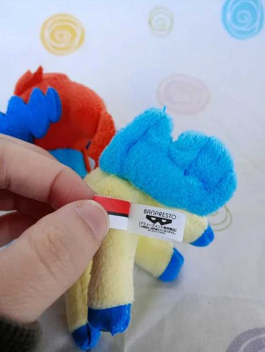 pokémon peluche do pokémon Keldeo da marca banpresto / bandai spirit