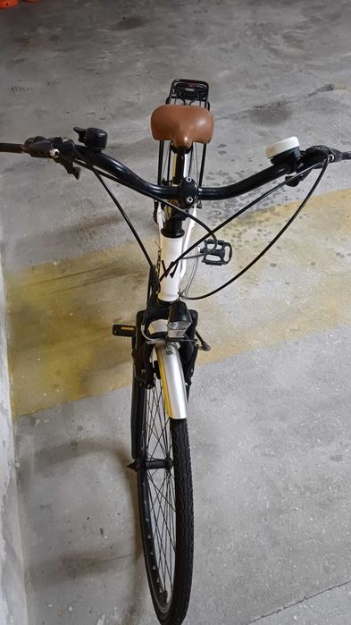 Bicicleta de senhora