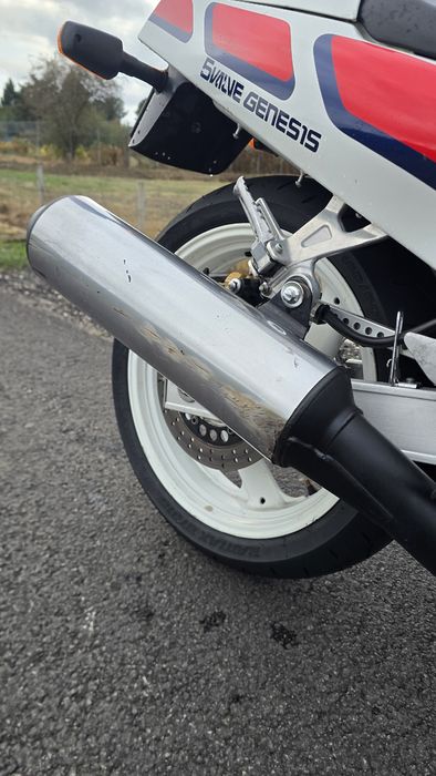 Yamaha FZR 1000 Genesis 88