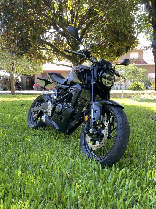 Honda CB 125R 2023
