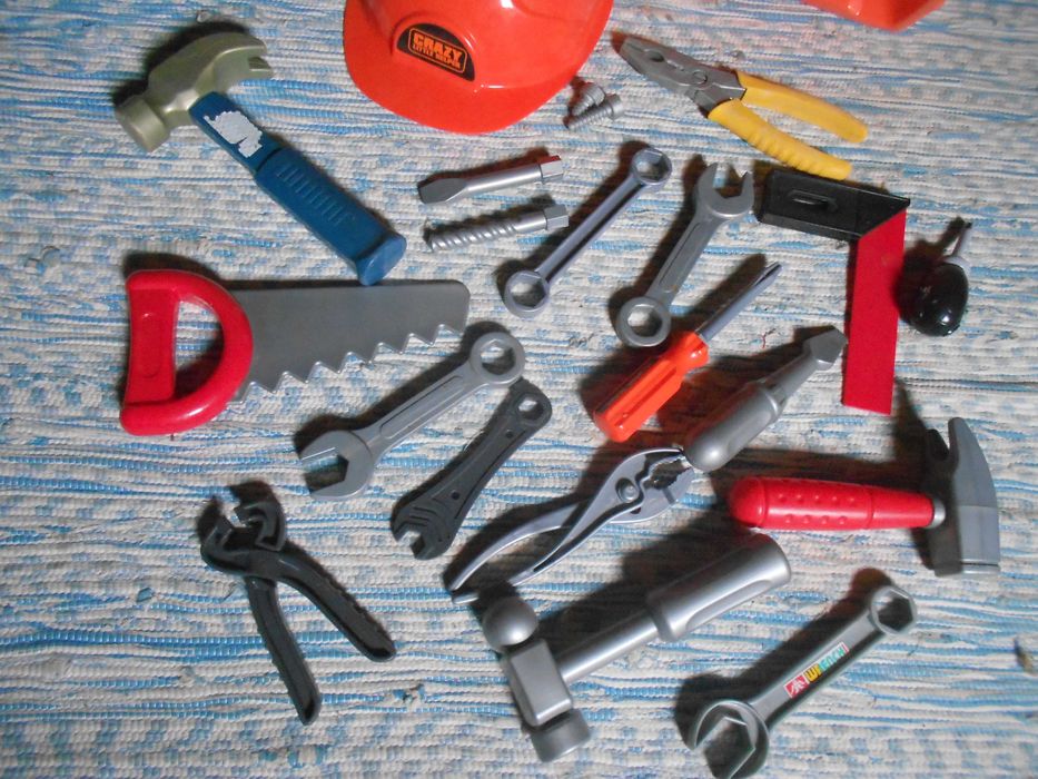 Mega garagem e mala de ferramentas