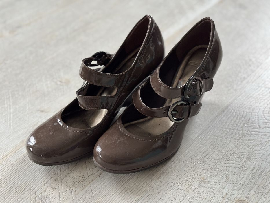 Clarks czółenka