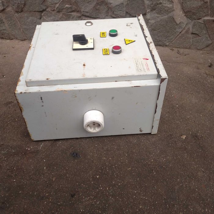 Ящик  керування елекродвигуном