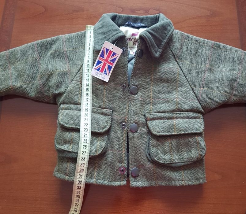 Пальтішко на дитинку.