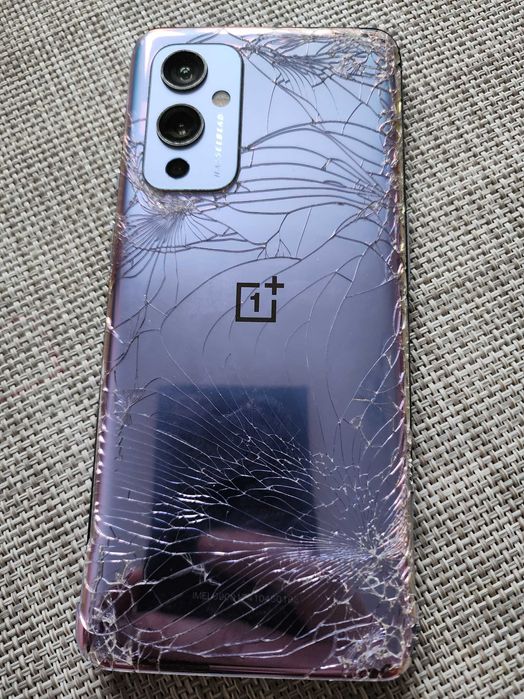 OnePlus 9 Дисплей, плата під переклейку. див фото.