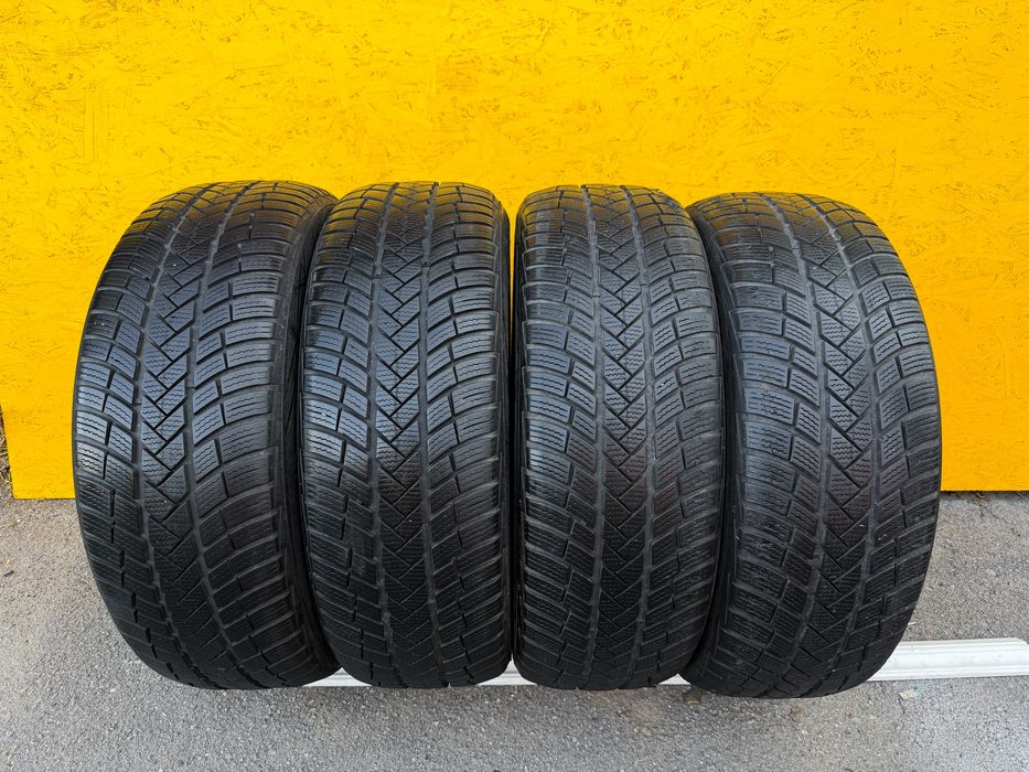 Шини Резина 225.55 R18 Vredstein Зима