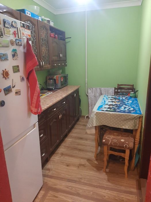 Здається кімната в 2-ох кімнатній секції Цукровий