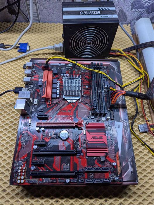 Материнська плата Asus EX-B250-V7 1151 ddr4