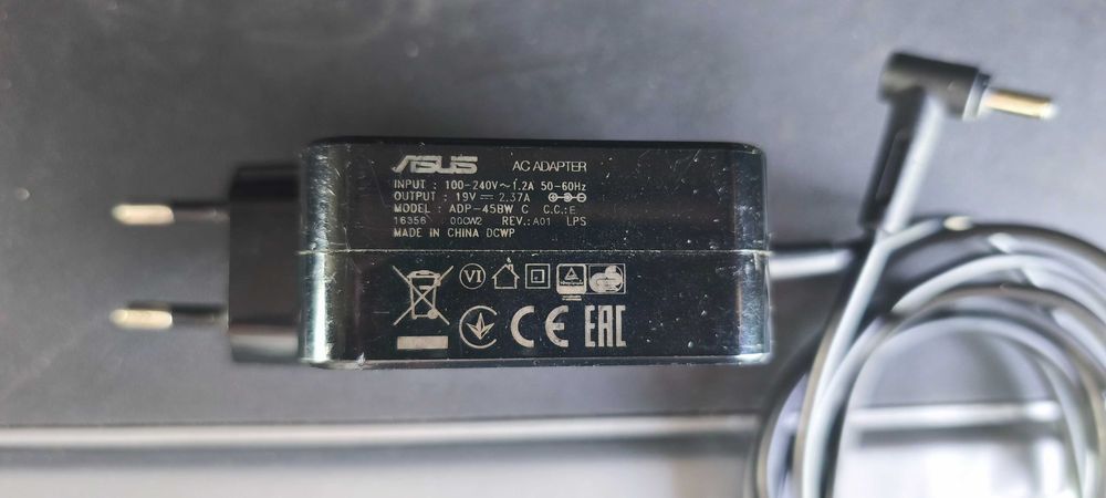 Oryginalny zasilacz ASUS 19V 2.37A 45W