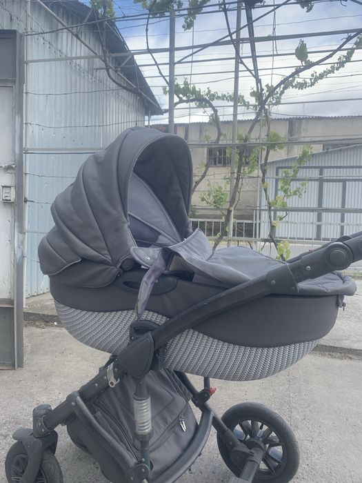 Коляска    дитяча