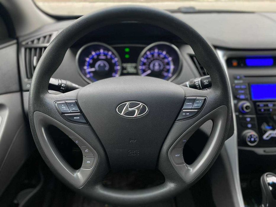 Hyundai Sonata 2013