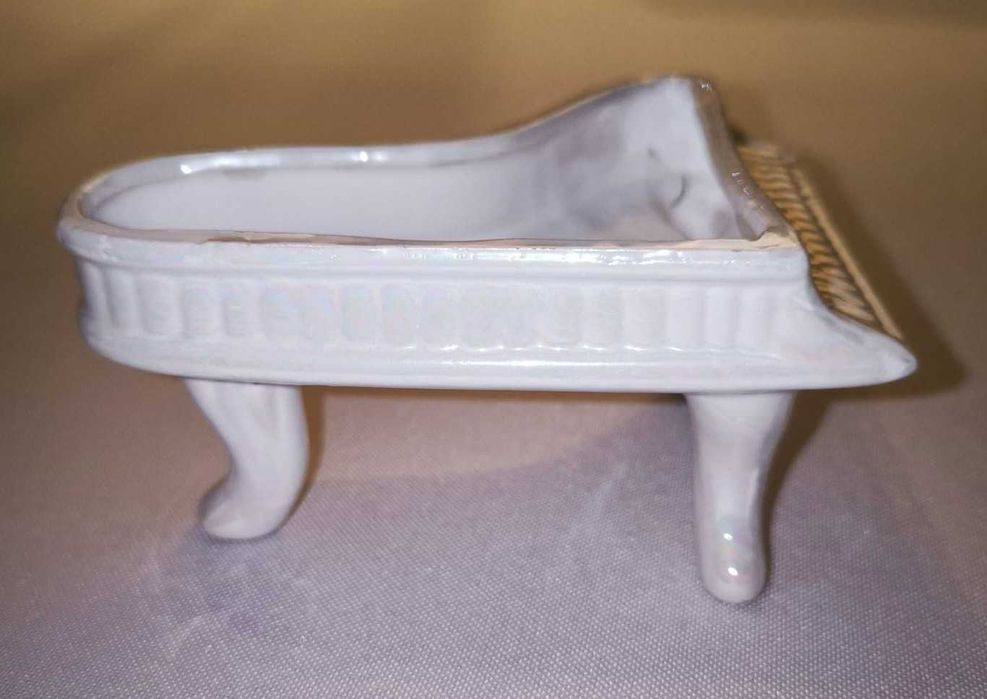 Fortepian ceramiczka doniczka