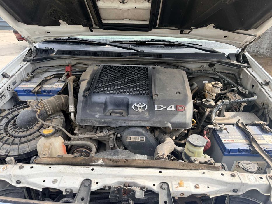 TOYOTA HILUX KING CAB 2.5 D4D 4X4 DE 2010 PARA PEÇAS