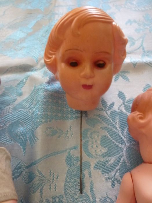 2 Bonecas Antigas +Cabeça Hércules, a Partir de