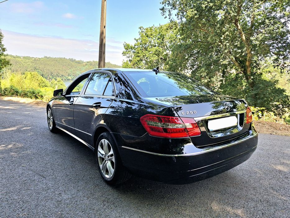 Mercedes E250 CDI Avantgarde BE Auto Nacional 1 dono — photo 4