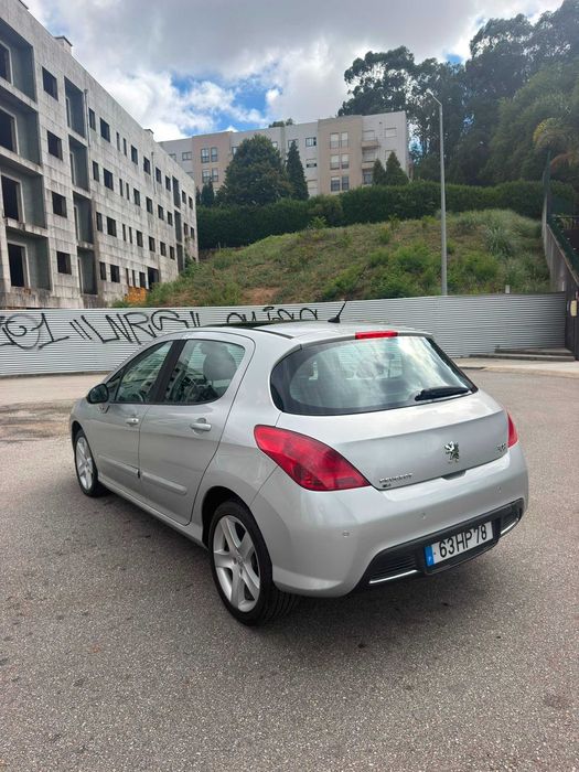 Peugeot 308 1.6hdi (caixa automática) com teto panorâmico foto 4
