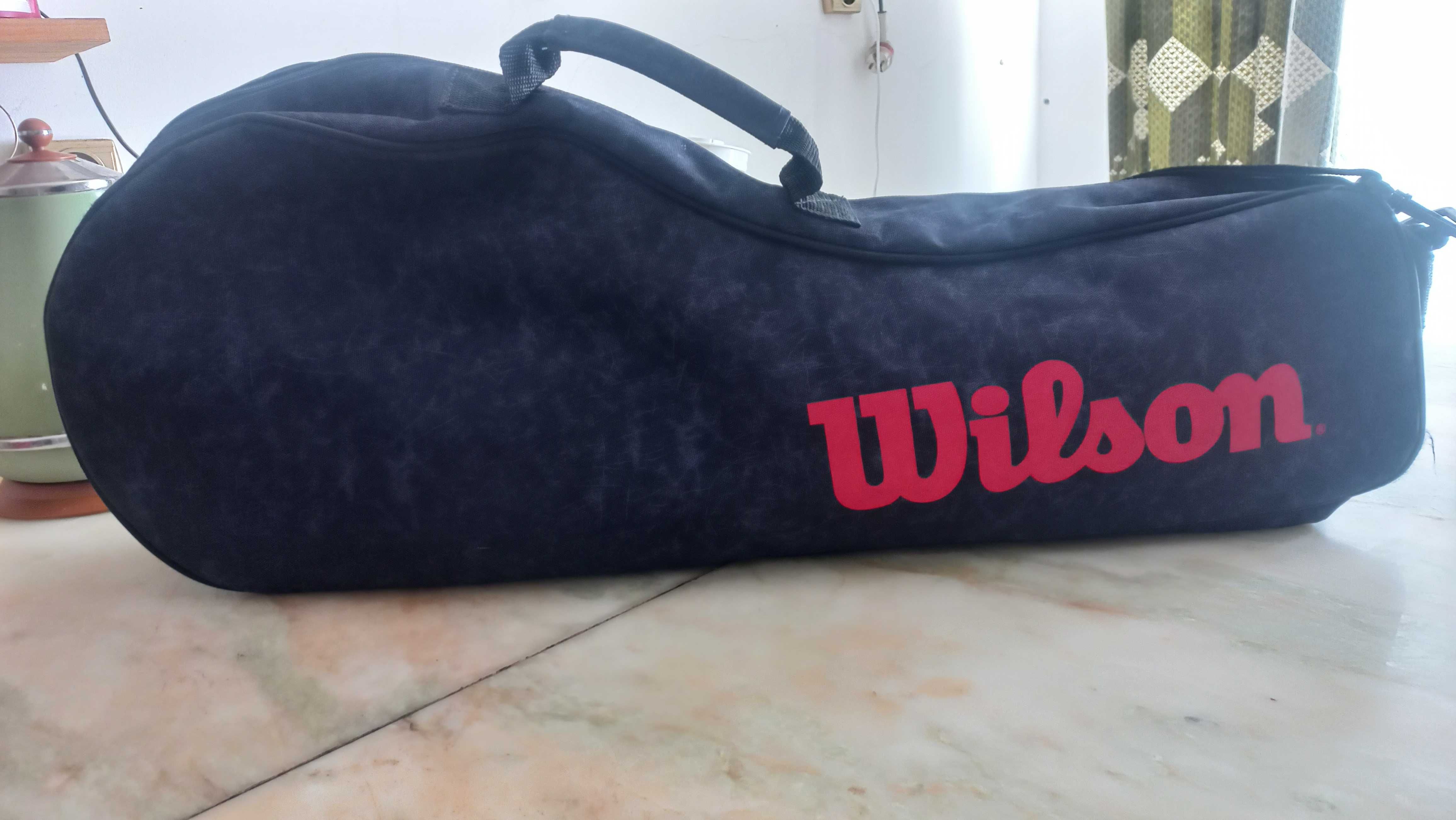Чехол сумка для ракетки Wilson: 700 грн. - Ігри з ракеткою Київ на Olx