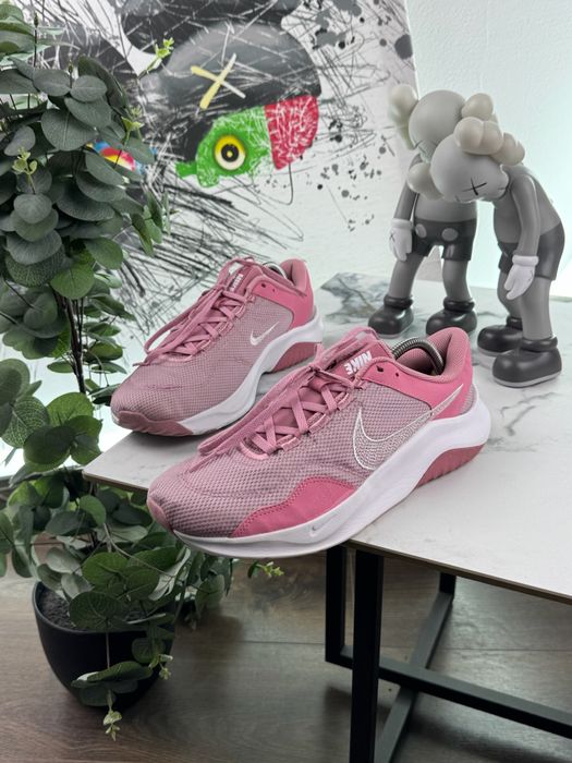 Кросівки Nike Legend Essential 44 розмір Е10084