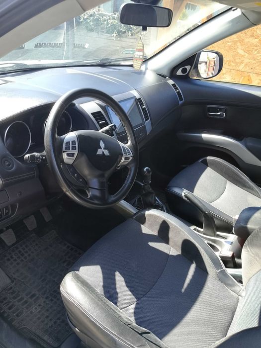 Mitsubishi Outlander II