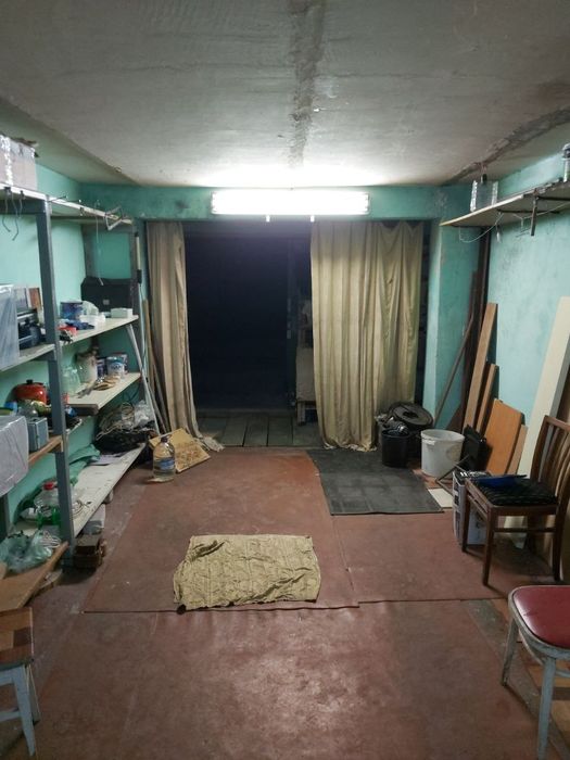 Продам гараж район Победы 6