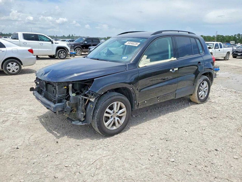 2017 Volkswagen TIGUAN SE