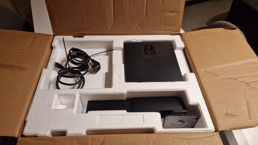 Monitor Gaming LG