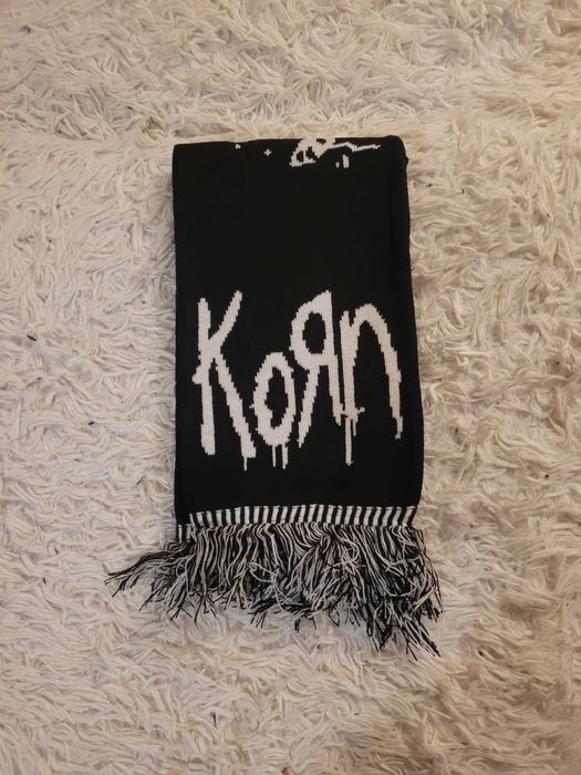 Czarny męski zimowy szalik Korn