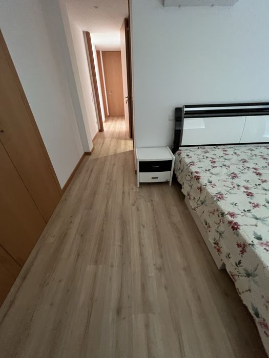 Aluguer quarto carvalhos