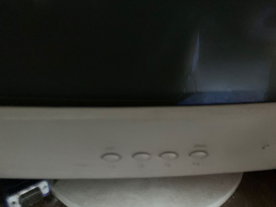 продам компʼютерний монітор Samsung