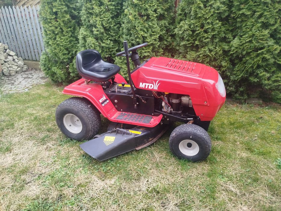 Traktorek  MTD , bardzo ładny stan