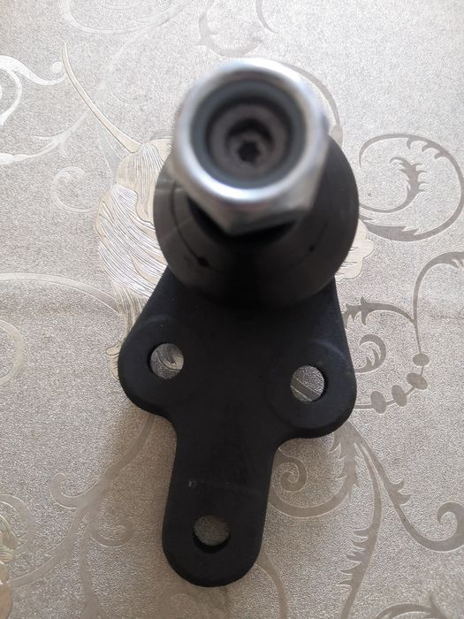 Шарова опора 2 шт,передня вісь Ford Focus FORTUNE LINE FZ3375