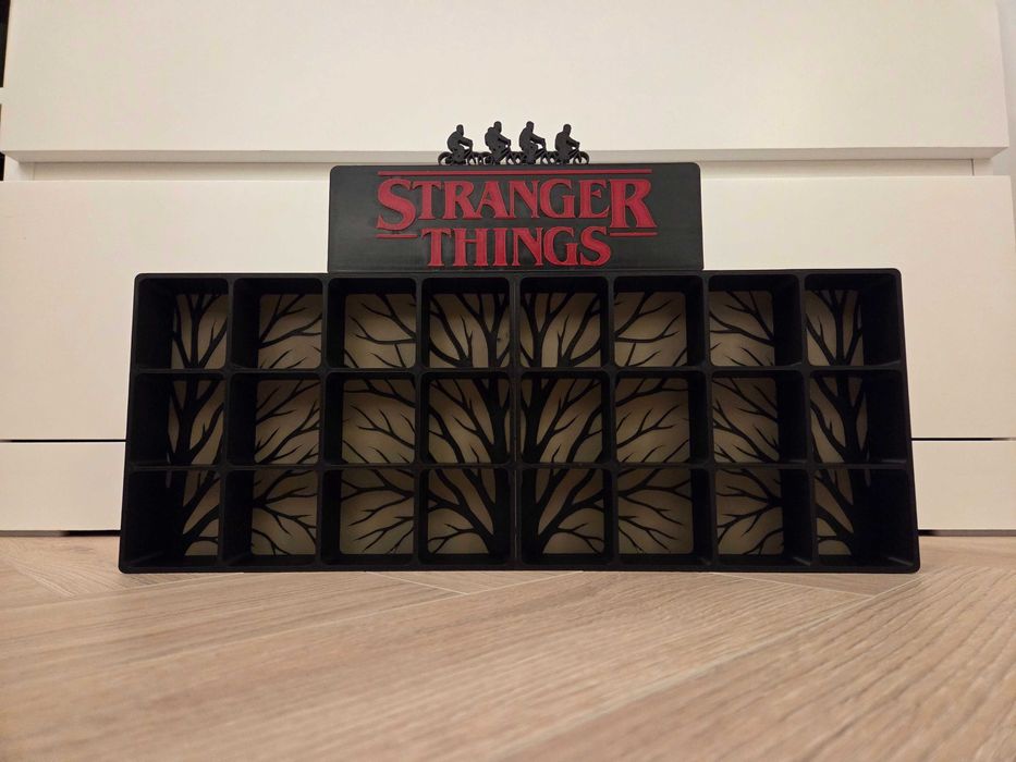 Półka na figurki Kinder Joy - Stranger Things