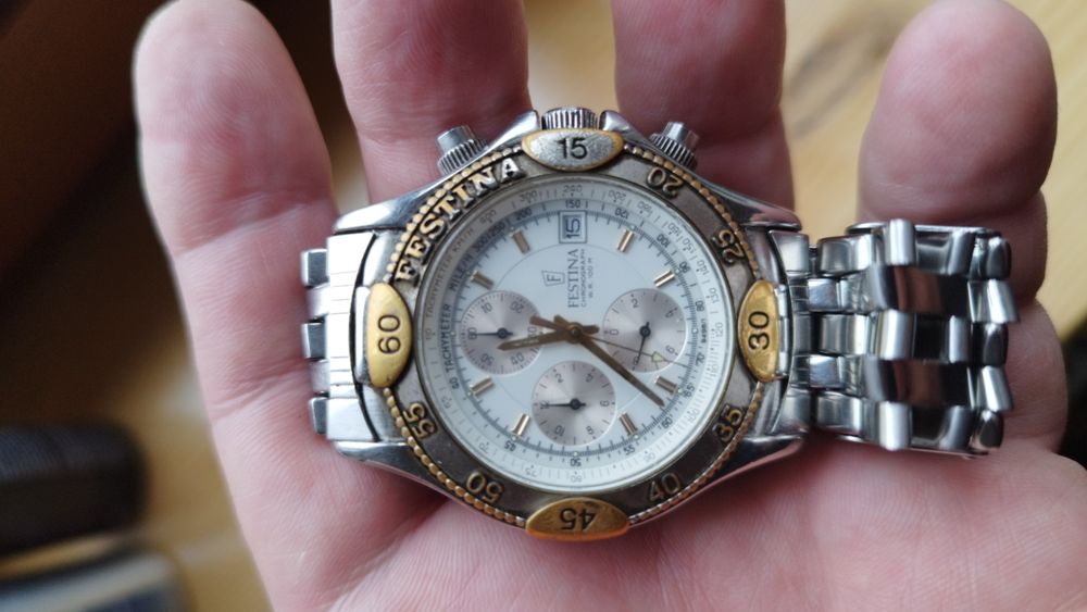 Часы хронограф Festina 9498
