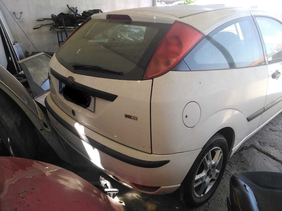 Para Peças Ford Focus I 1.8 TDCi de 2004 com 115 CV e boa mecânica