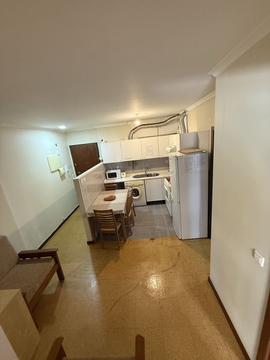 Quarto aconchegante casal c/s filho em zona calma em Penha de França