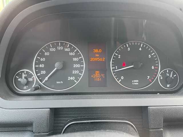 Mercedes  A-160 benzyna