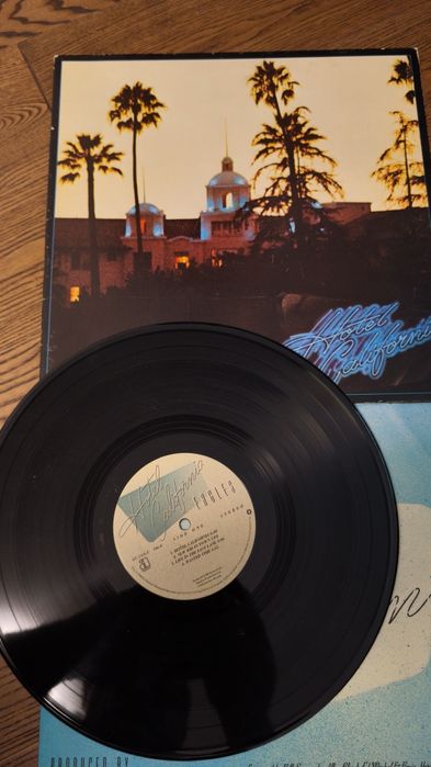 Винил Eagles-Hotel California 1976.