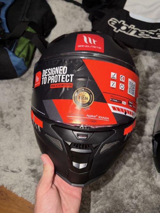 Capacete MT Helmets revenge 2 novo