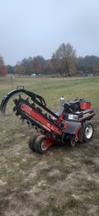 Usługi Koparką Łańcuchową, do 1m ,przyłącza wodne,prądowe,światłowody