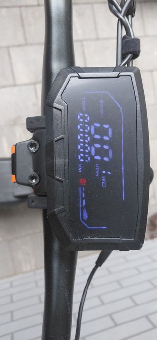Hulajnogi elektryczne kamikaze używana.