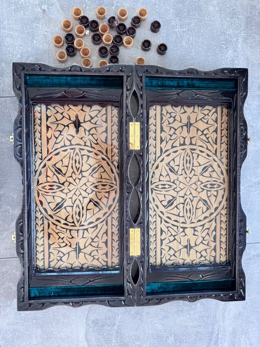 Шікарні різбляні нарди ручної роботи з дерева липи