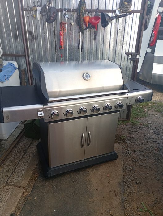 Sprzedam grill ogrodowy gazowy