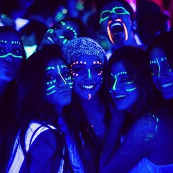 Farby farbki do malowania twarzy ciala NEON UV buz