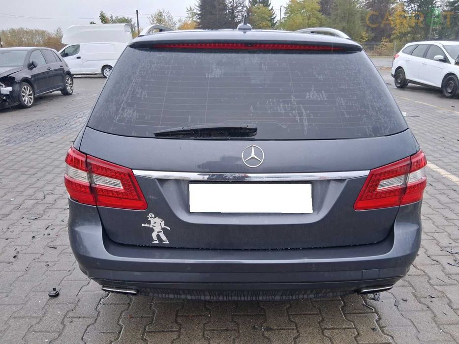 klapa tyl mercedes W212 e klasa zderzak drzwi poszycie cwiartka
