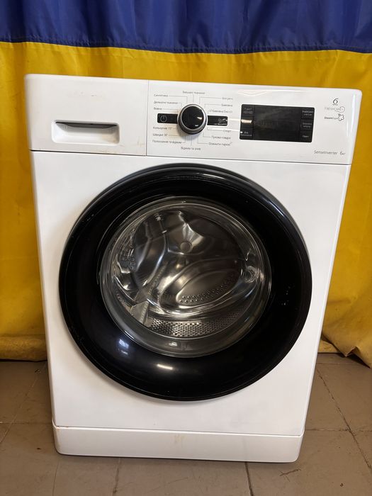 Стиральная машина Whirlpool на 6 кг Инверторная FWSG61083WBV
