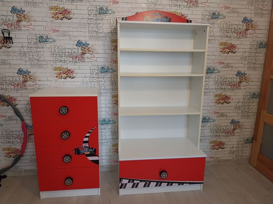 Regał/komoda chłopięce w auta