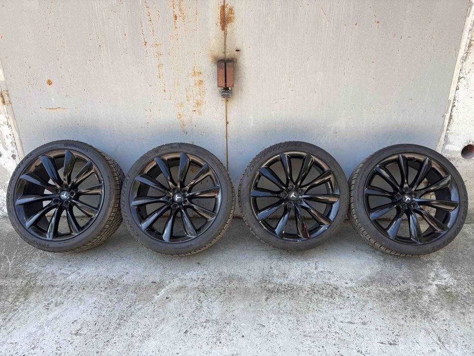 Комплект коліс в сборі 22 дюйми Tesla Model X