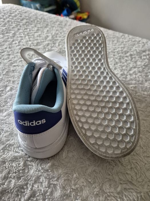 Tenis brancos adidas Gazelle 3 - tam.35