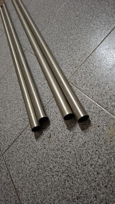 Varões para cortinados