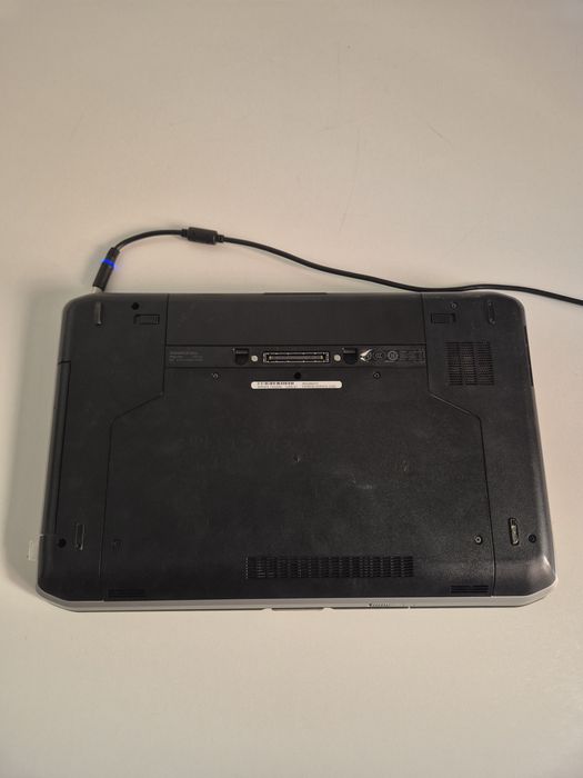 Dell Latitude E5520